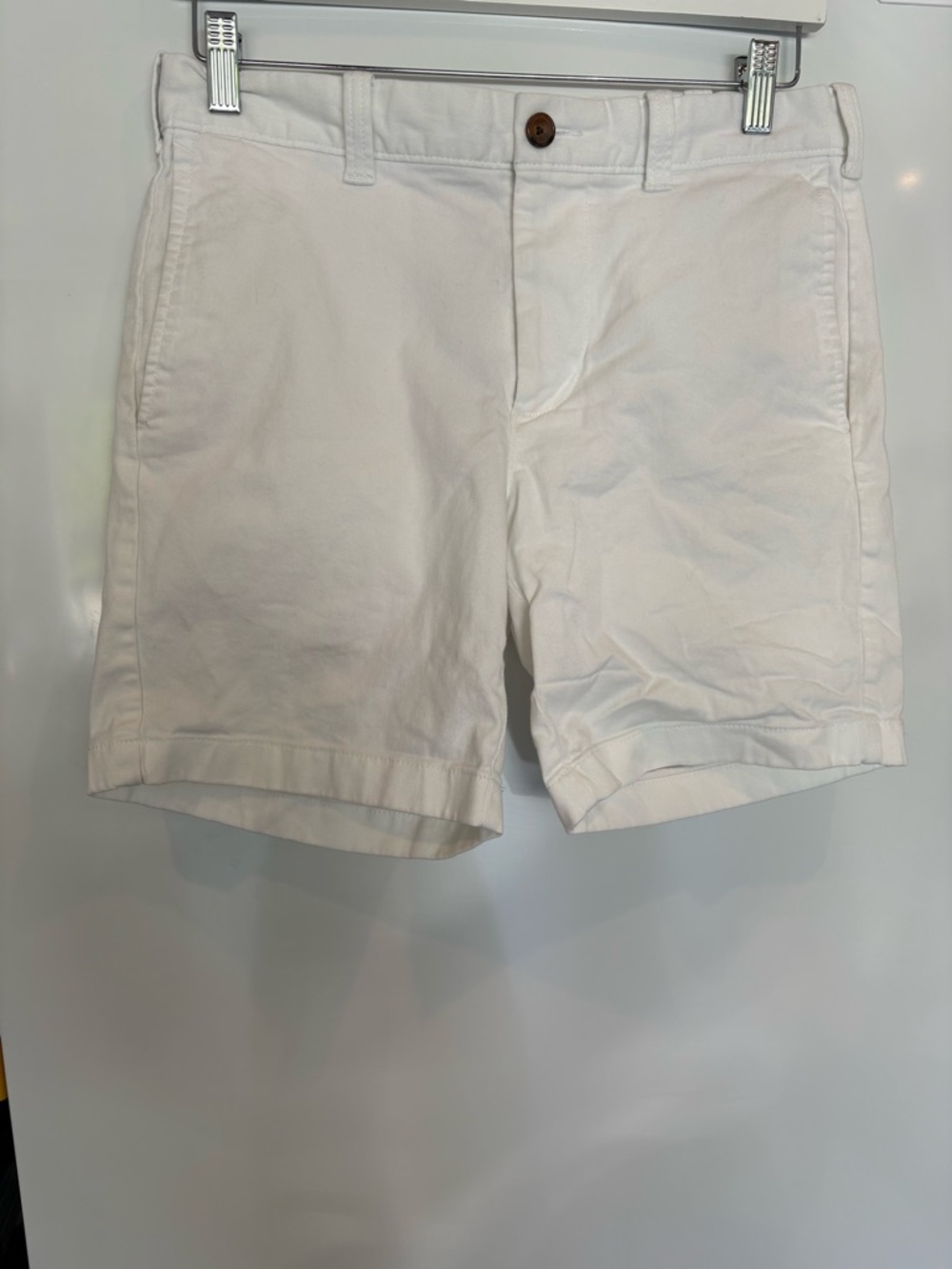 J CREW MENS FLAT FRONT WHITE KHAKI SHORTS SIZE 30